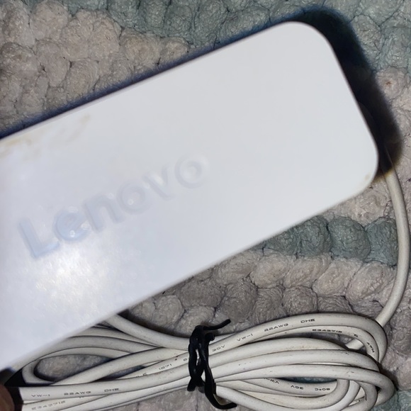 Lenovo MODEL : PA-1300-42 SA18C47124 AC adapter smart display power supply 20v - Picture 5 of 5